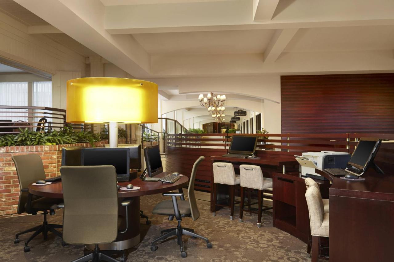 Red Deer Resort & Casino מראה חיצוני תמונה